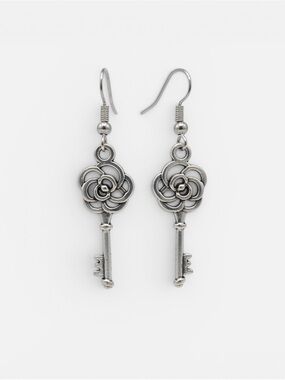 Ellie Mae Flower Key Earrings
